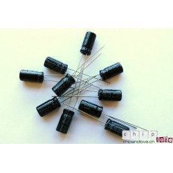 10 condodensateurs 220uF/25V